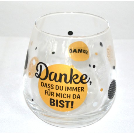 Glas mit Spruch "Wer braucht Superhelden"