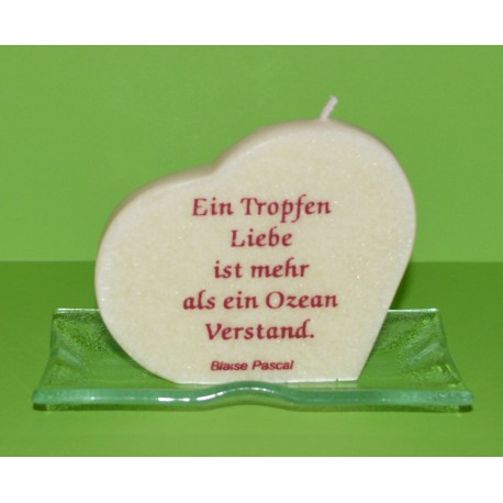 Herz Kerze mit Spruch 9 cm ...Ein Tropfen Liebe .....