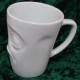 Henkeltasse weiß 350 ml mit Gesicht verdutzt